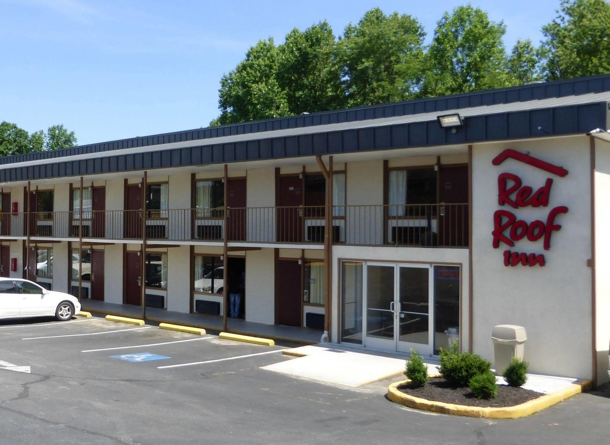 Red Roof Inn Fredericksburg North Exterior foto
